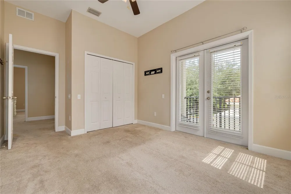 10015 6TH STREET St Petersburg, FL 33702