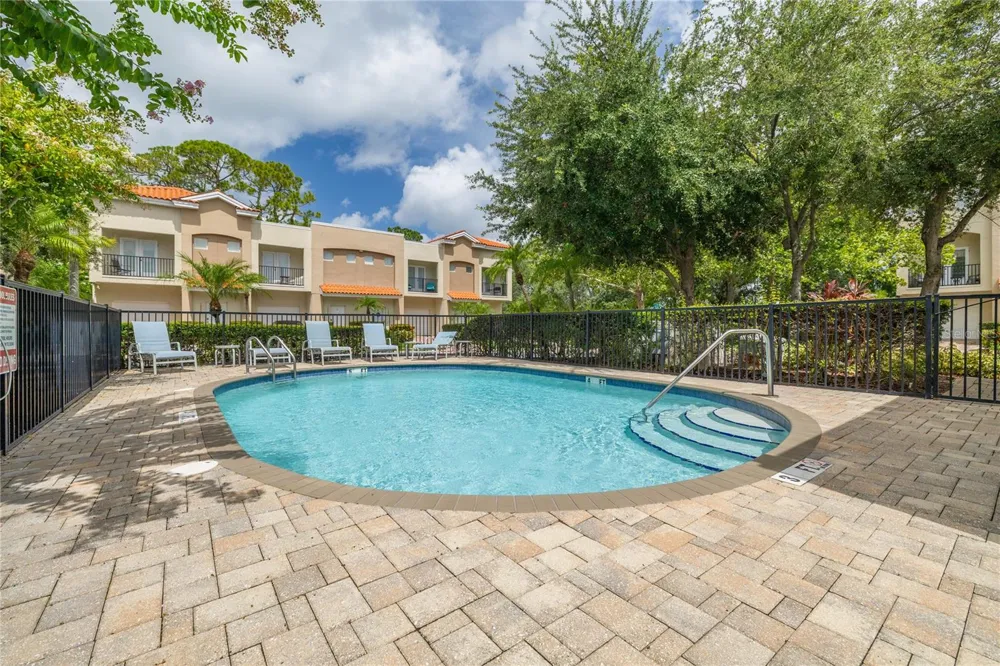 10015 6TH STREET St Petersburg, FL 33702