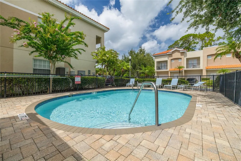 10015 6TH STREET St Petersburg, FL 33702