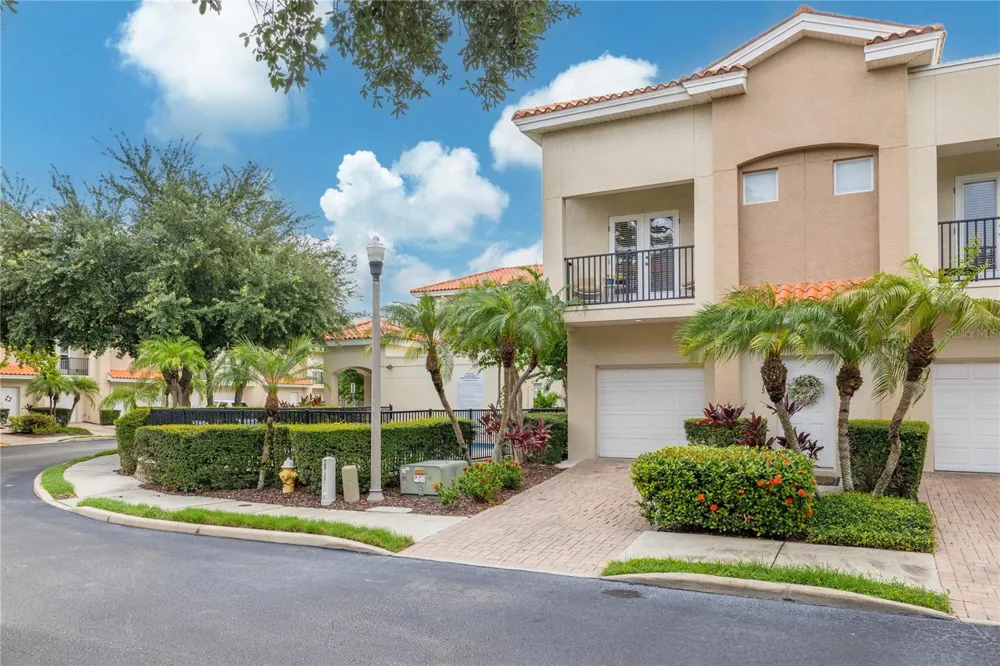10015 6TH STREET St Petersburg, FL 33702