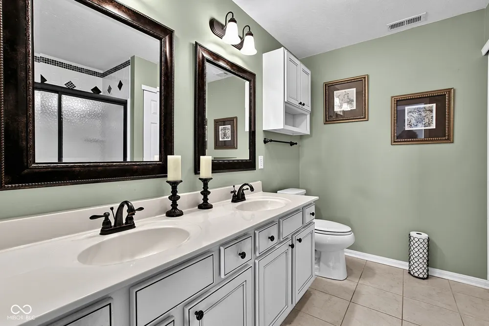 6107 W Brickell Lane McCordsville, IN 46055
