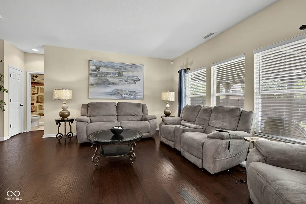 6107 W Brickell Lane McCordsville, IN 46055