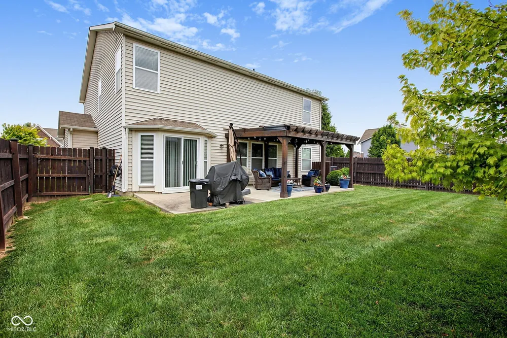 6107 W Brickell Lane McCordsville, IN 46055