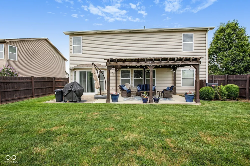 6107 W Brickell Lane McCordsville, IN 46055
