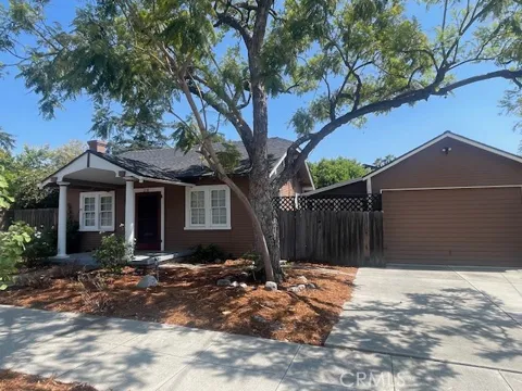 218 W 12th