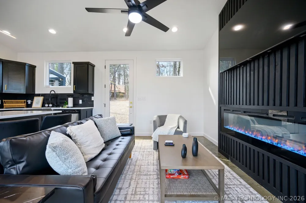 42 Happy Place Broken Bow, OK 74728