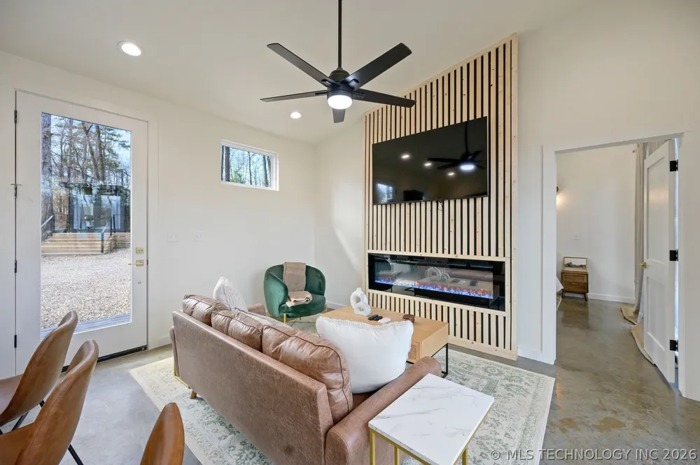 62 Happy Place Broken Bow, OK 74728