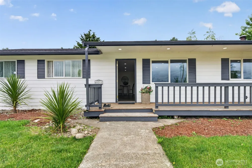 40211 212th Avenue SE Enumclaw, WA 98022
