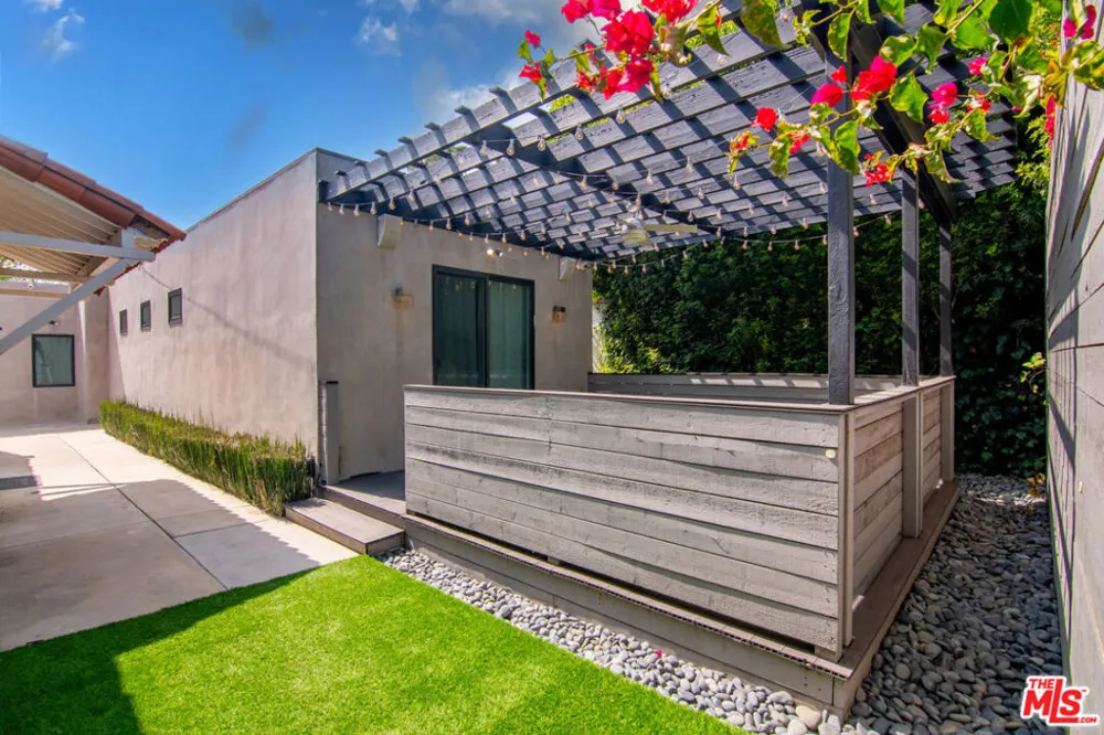 616 Formosa Avenue Los Angeles, CA 90036