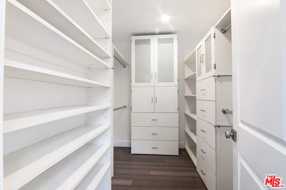 616 Formosa Avenue Los Angeles, CA 90036