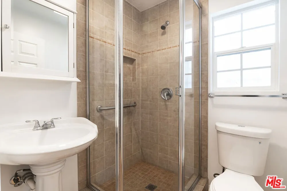 616 Formosa Avenue Los Angeles, CA 90036