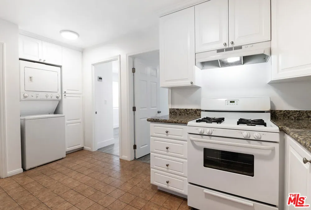 616 Formosa Avenue Los Angeles, CA 90036