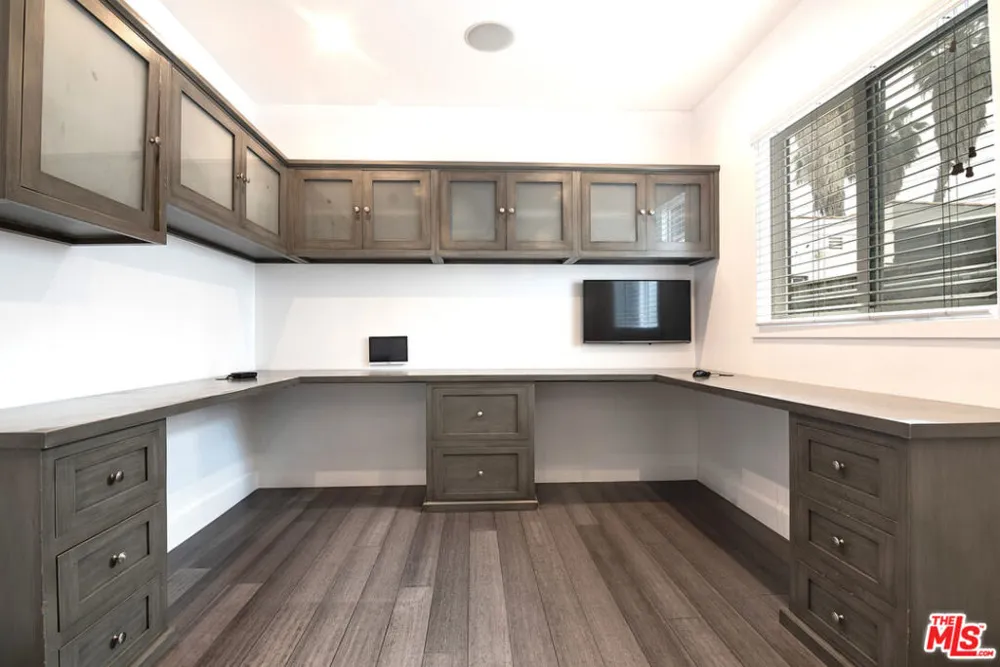 616 Formosa Avenue Los Angeles, CA 90036