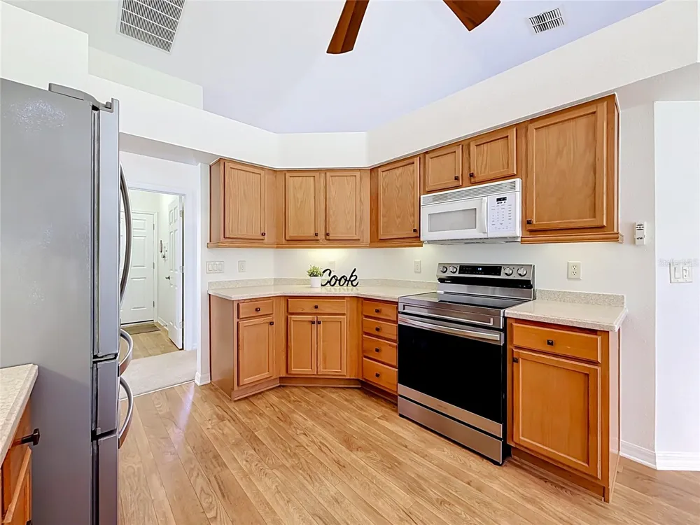 24100 PEEKSKILL STREET Leesburg, FL 34748
