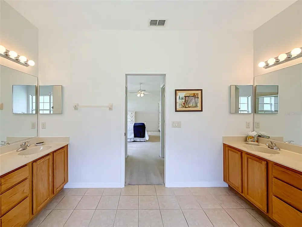 24100 PEEKSKILL STREET Leesburg, FL 34748