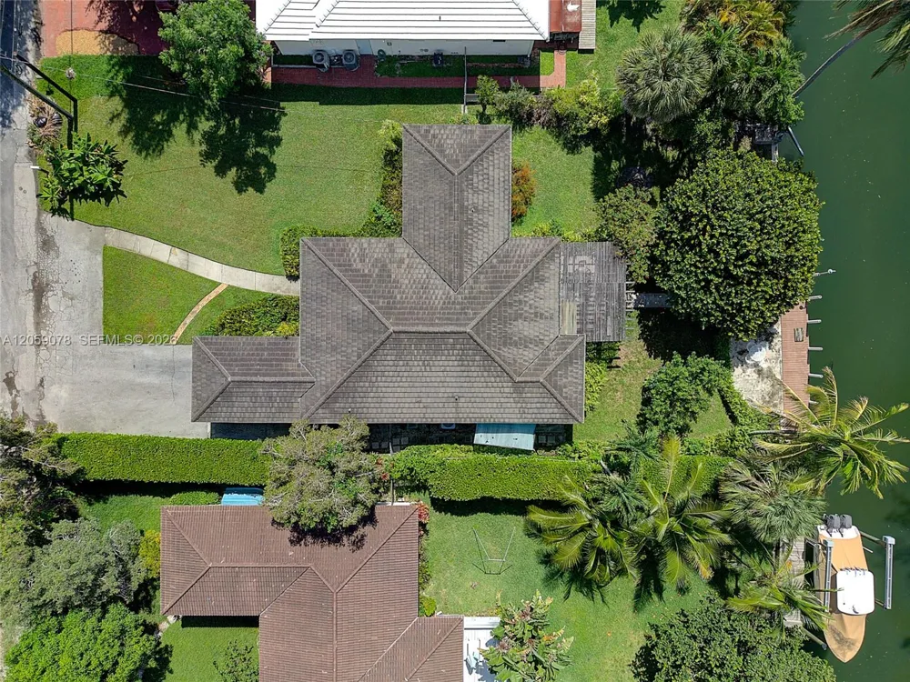 1010 NE 105th St Miami Shores, FL 33138