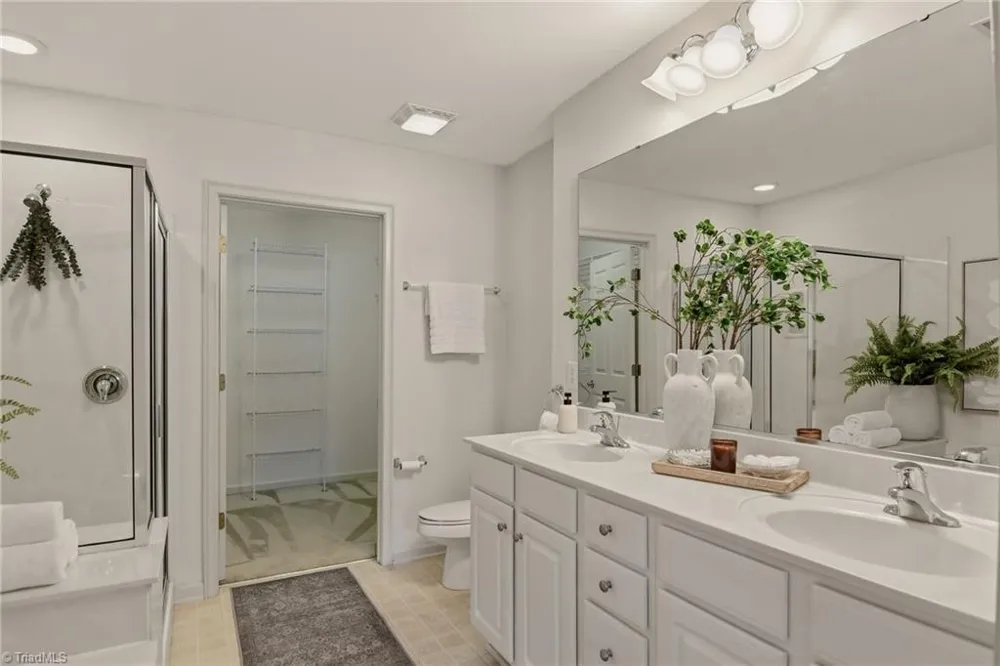 3476 Waterwheel Circle Winston-Salem, NC 27103