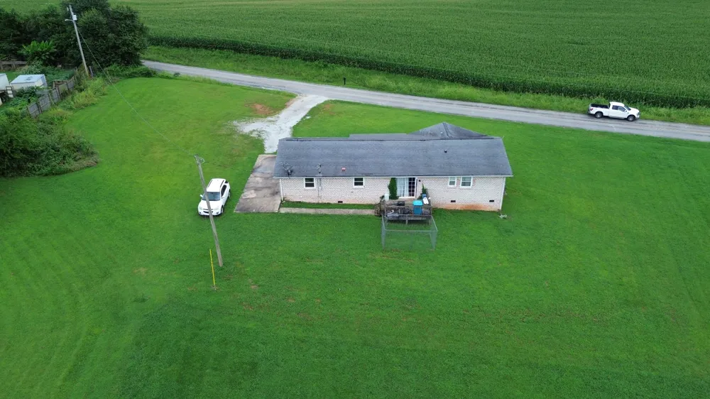 1361 Joyce Ln Winchester, TN 37398