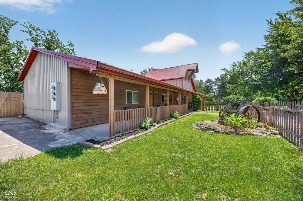 14969 S State Road 59 Jasonville, IN 47438