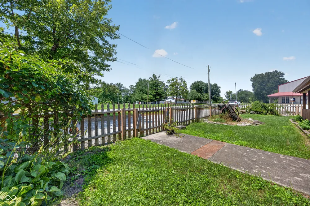 14969 S State Road 59 Jasonville, IN 47438