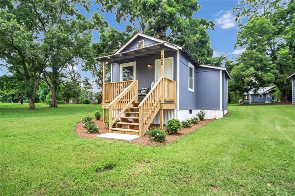 240 Jackson Street Barnesville, GA 30204