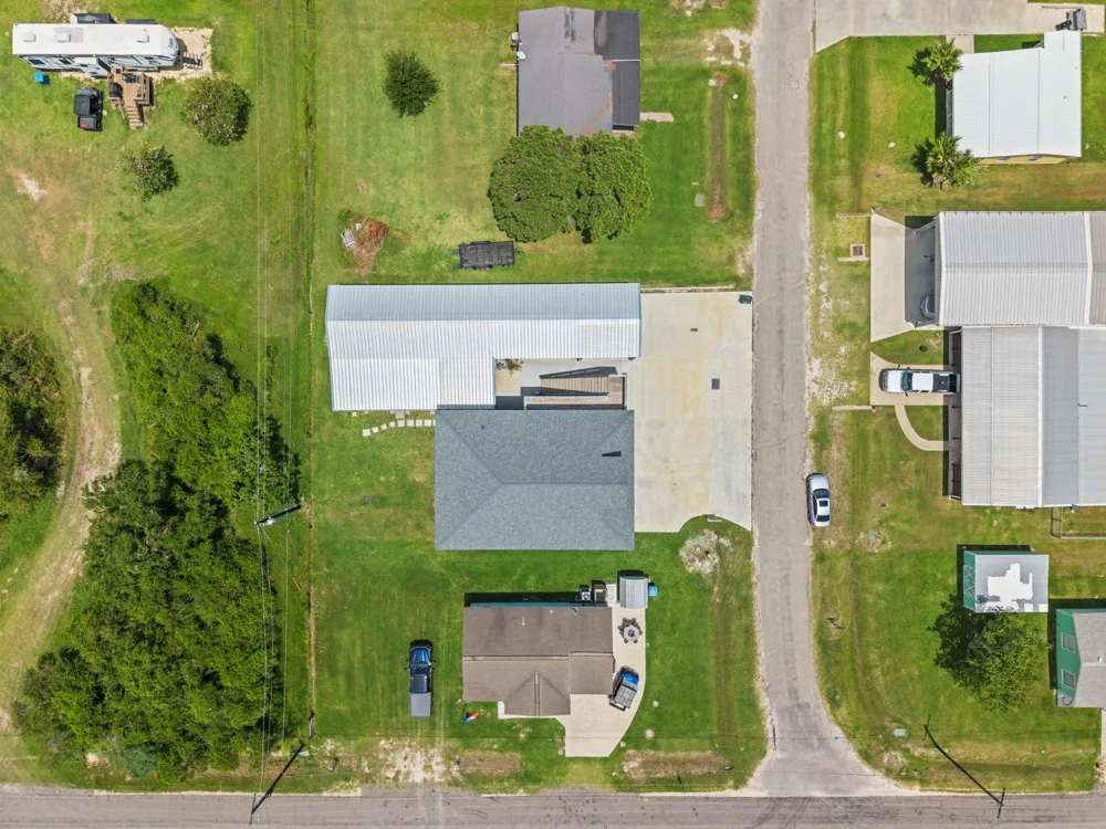 29 Rabbit Drive Port O Connor, TX 77982