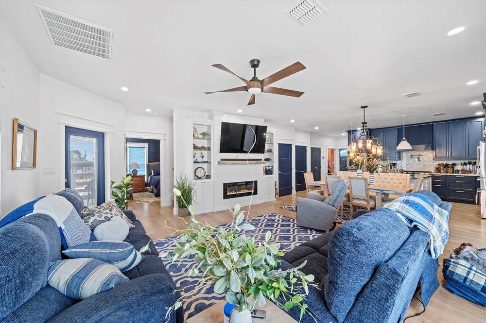 29 Rabbit Drive Port O Connor, TX 77982