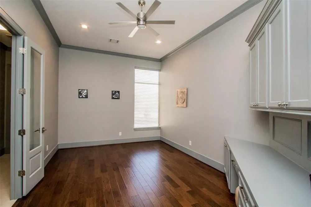16015 Fawn Vista Houston, TX 77068