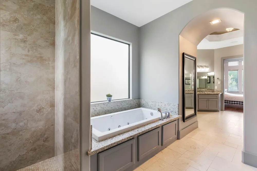 16015 Fawn Vista Houston, TX 77068
