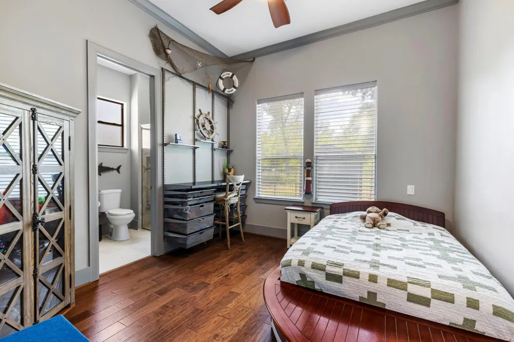 16015 Fawn Vista Houston, TX 77068