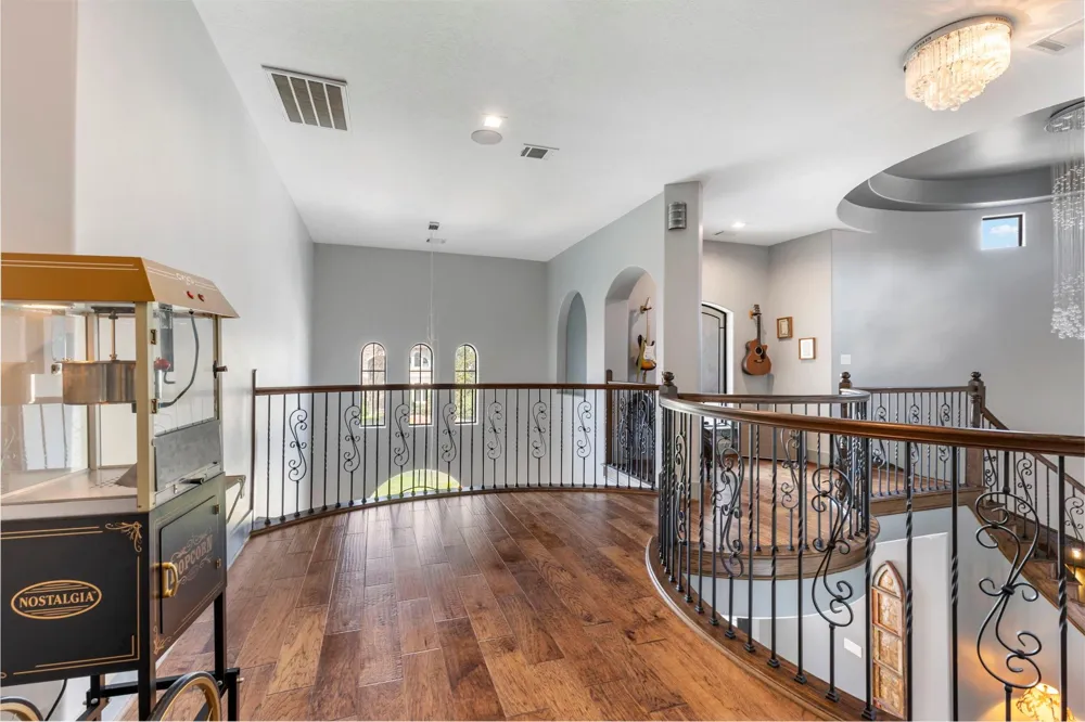 16015 Fawn Vista Houston, TX 77068