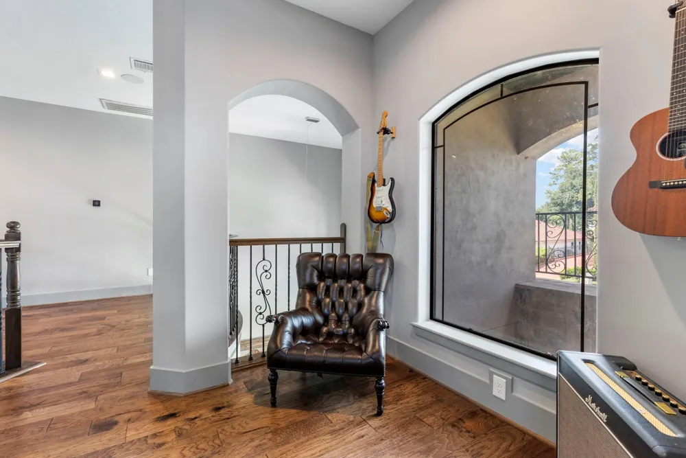 16015 Fawn Vista Houston, TX 77068
