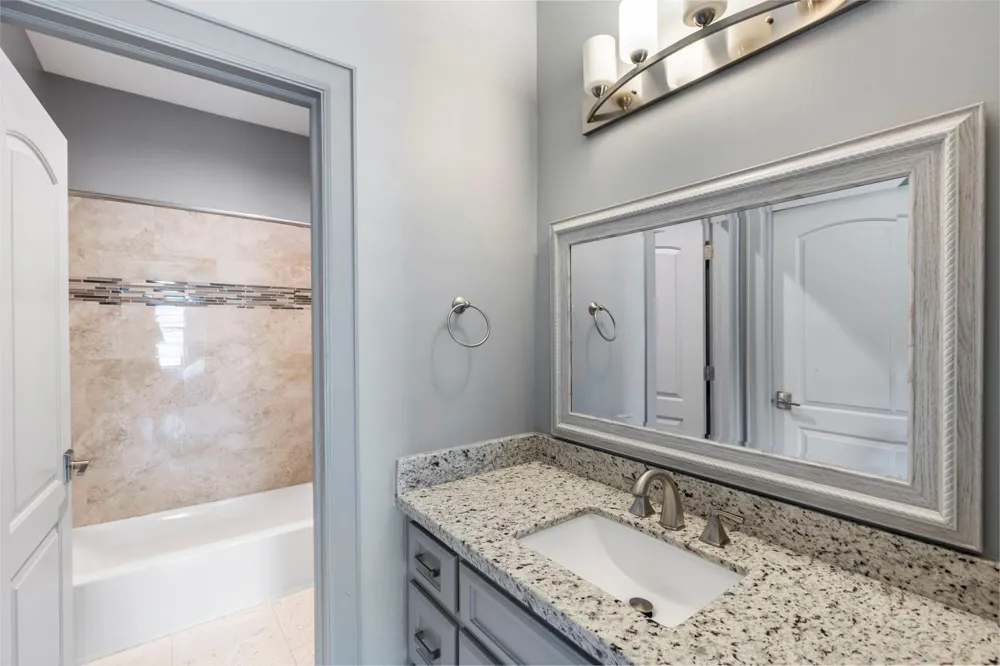 16015 Fawn Vista Houston, TX 77068