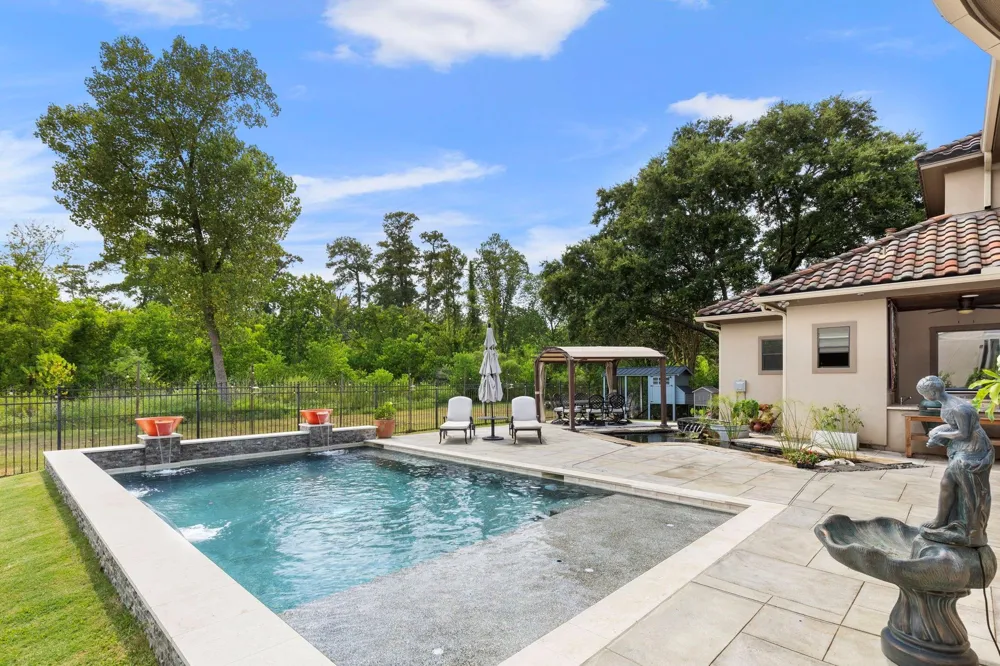16015 Fawn Vista Houston, TX 77068