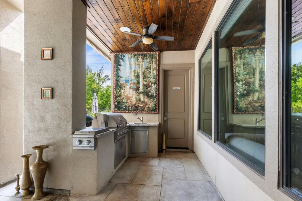 16015 Fawn Vista Houston, TX 77068