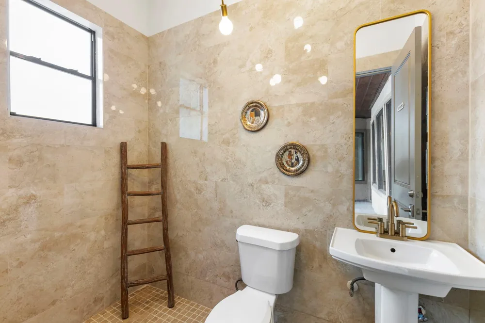 16015 Fawn Vista Houston, TX 77068