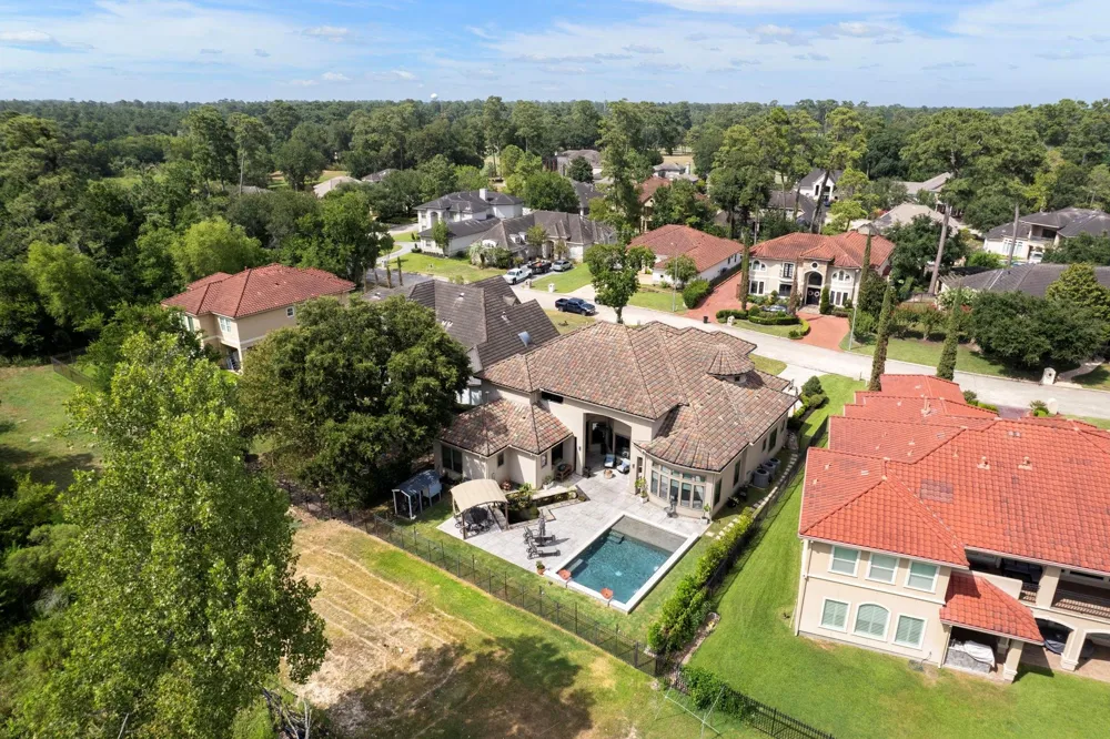 16015 Fawn Vista Houston, TX 77068