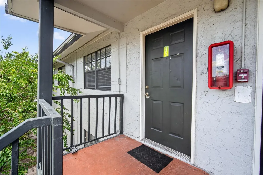 12405 OAK CEDAR PLACE #202 Tampa, FL 33612