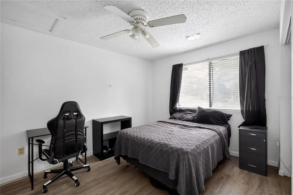 12405 OAK CEDAR PLACE #202 Tampa, FL 33612