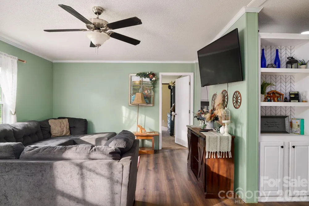 837 Joe Road Mocksville, NC 27028