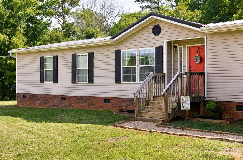 837 Joe Road Mocksville, NC 27028