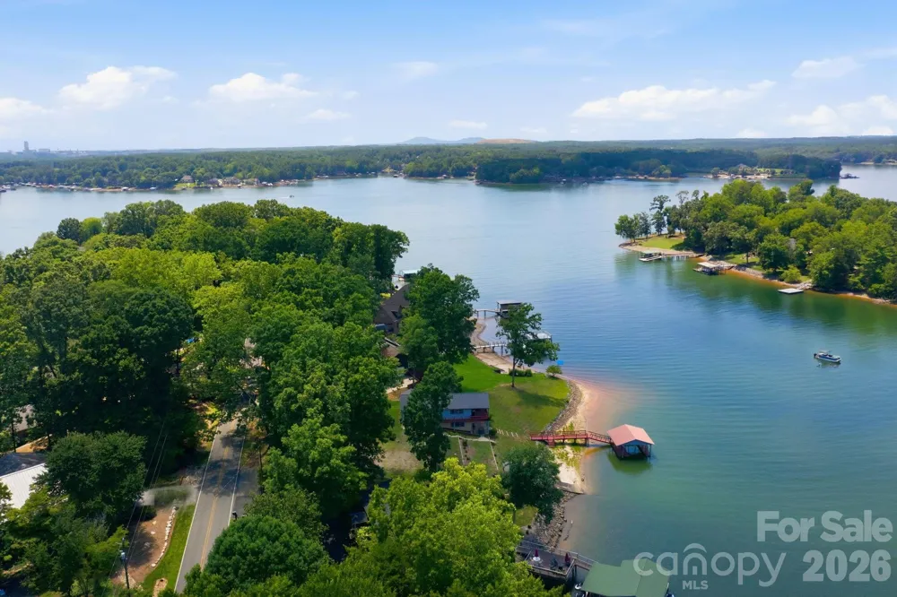 178 Penicillin Point Troutman, NC 28166