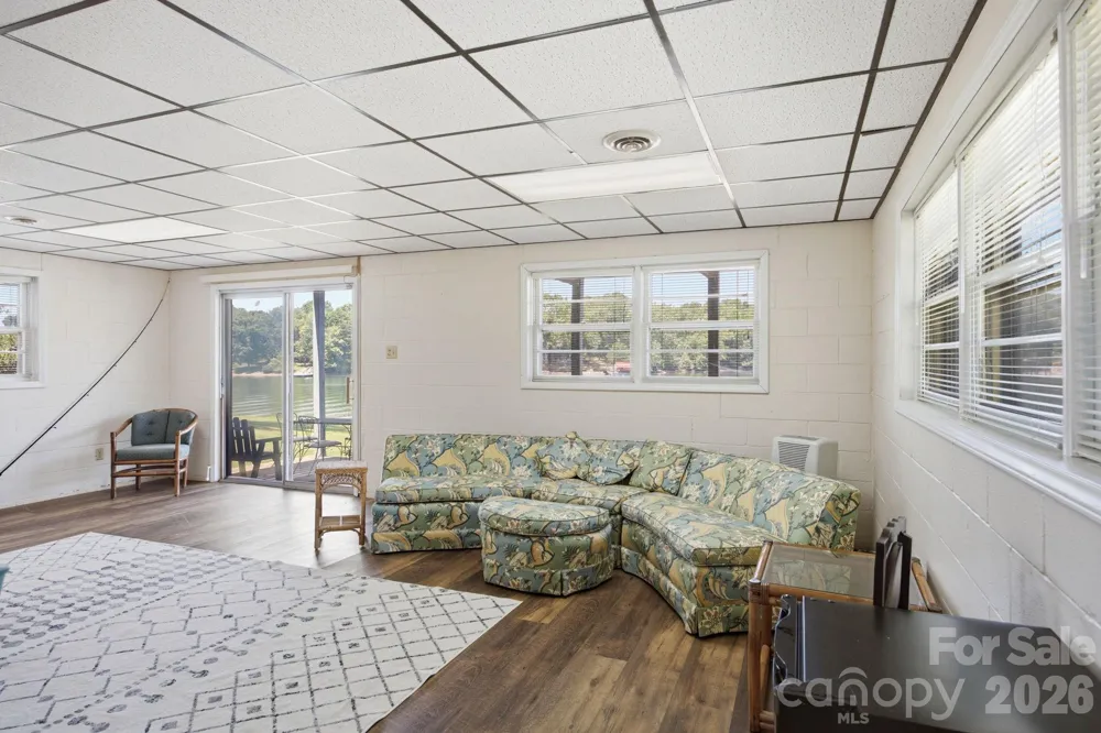 178 Penicillin Point Troutman, NC 28166