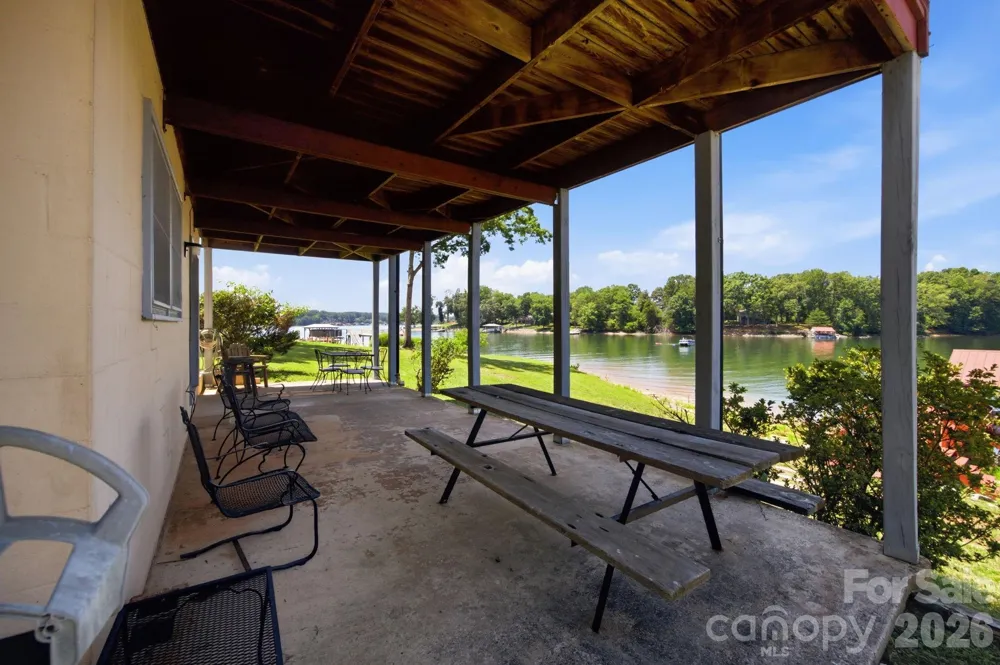 178 Penicillin Point Troutman, NC 28166