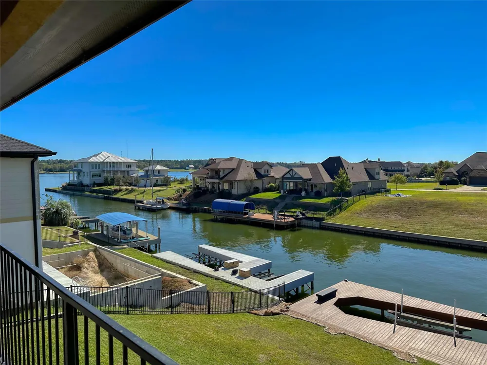 12571 St Ann Court Willis, TX 77318