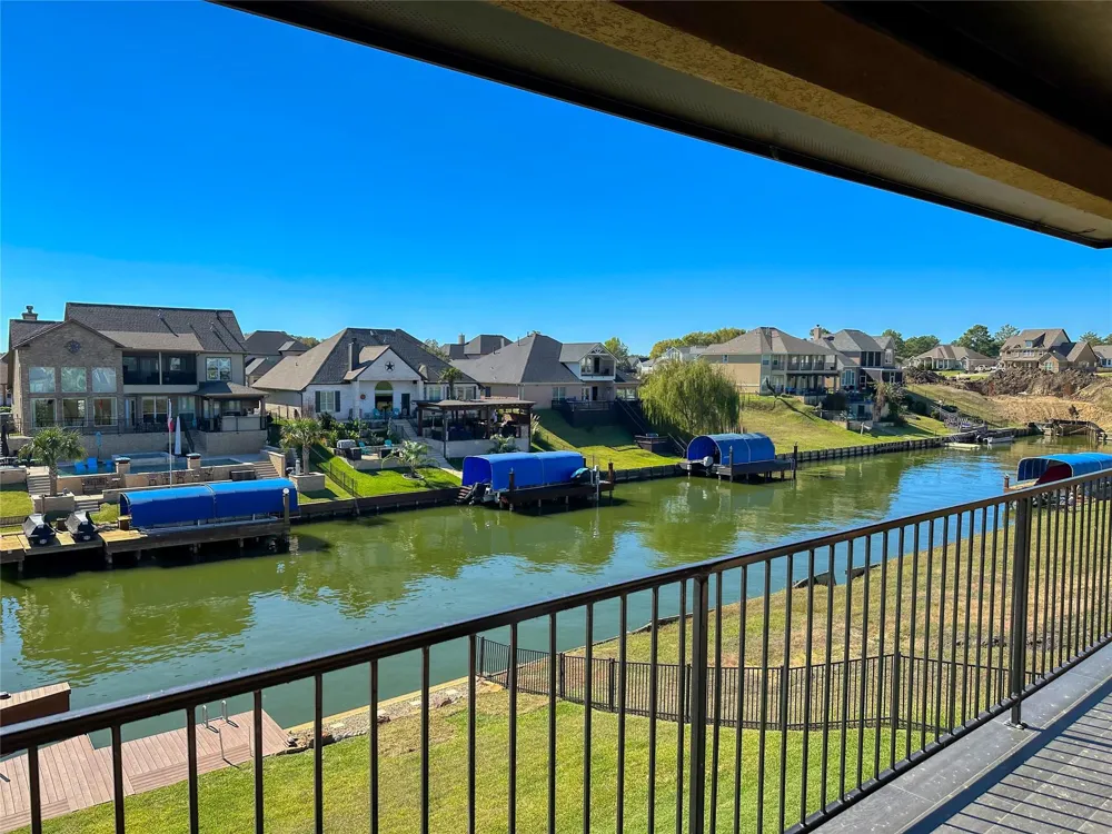 12571 St Ann Court Willis, TX 77318