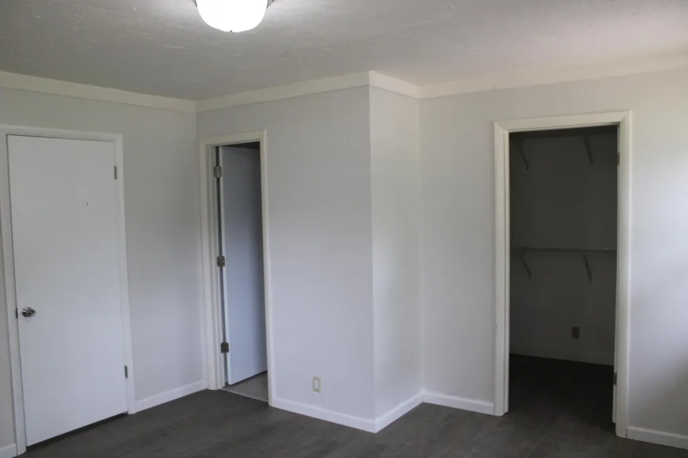 3027 Tulsa Drive Jackson, MI 49203