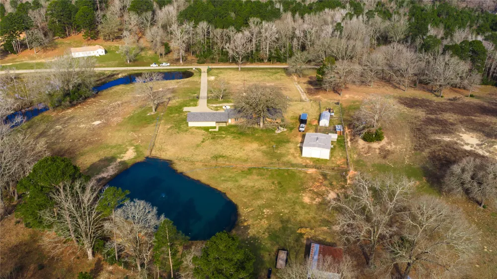 3662 ACR 359 Palestine, TX 75803
