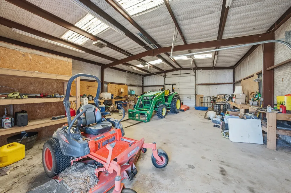 3662 ACR 359 Palestine, TX 75803