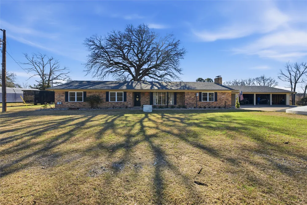 3662 ACR 359 Palestine, TX 75803